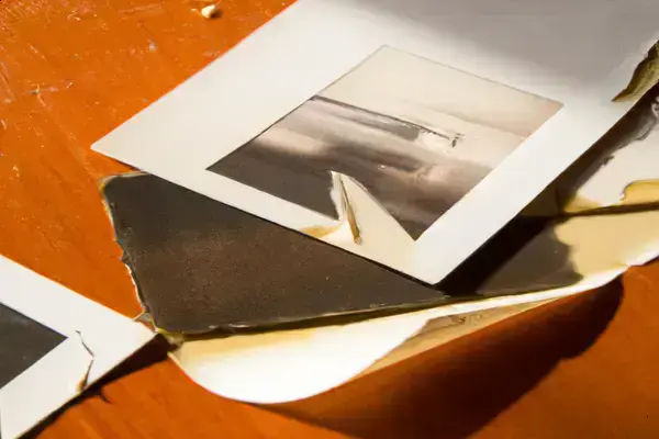 Sinais De Que Uma Foto Antiga Está Se Deteriorando